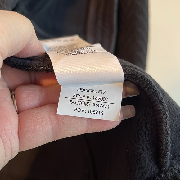 Spider Cable Knit Zip front sweater jacket - Picture 9 of 9